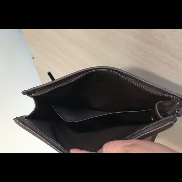 SEND me an offer😊 Burberrys clutch/ pouch🌹 - Picture 12 of 12